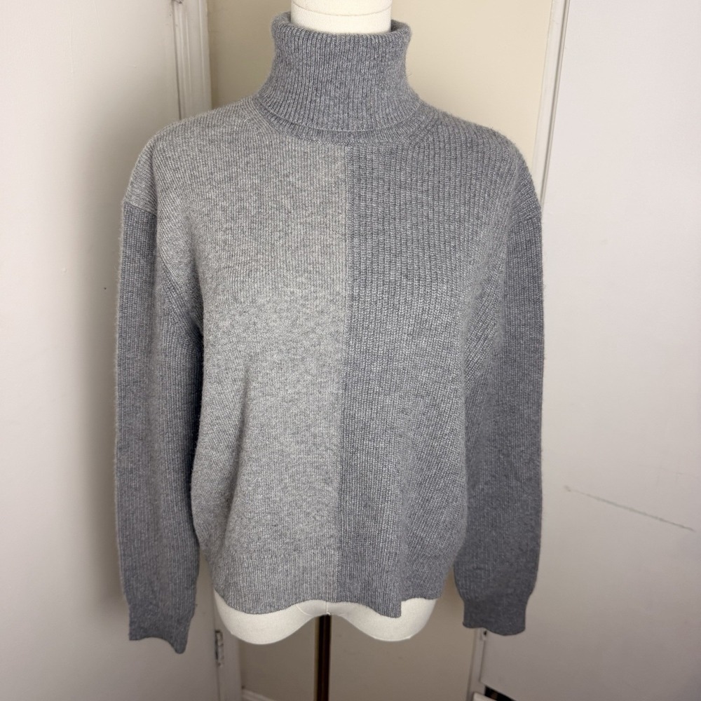 Theory Women's Gray Color-block 100% Cashmere Turtleneck Sweater Sz S